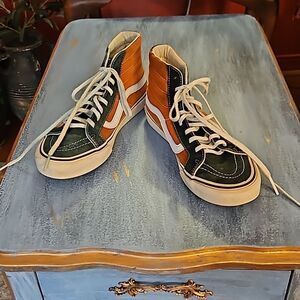 Vans Green & rust sk8 hightop tennis shoes women's size 7.5, men's size 6